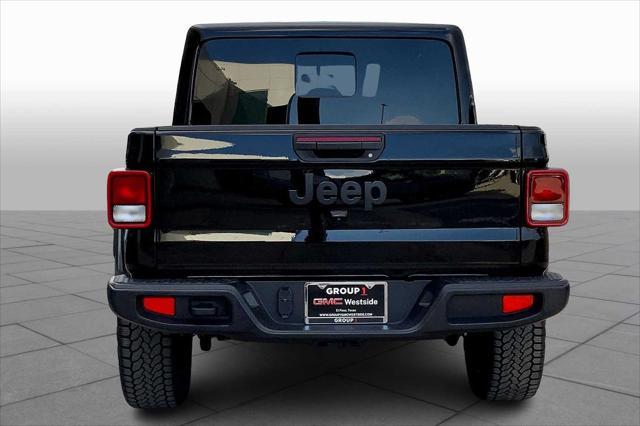 used 2025 Jeep Gladiator car, priced at $39,761