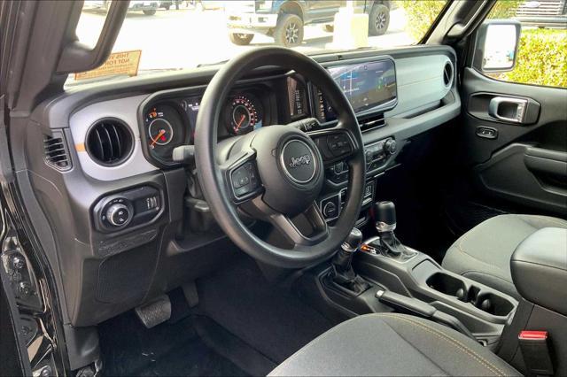used 2025 Jeep Gladiator car, priced at $39,761
