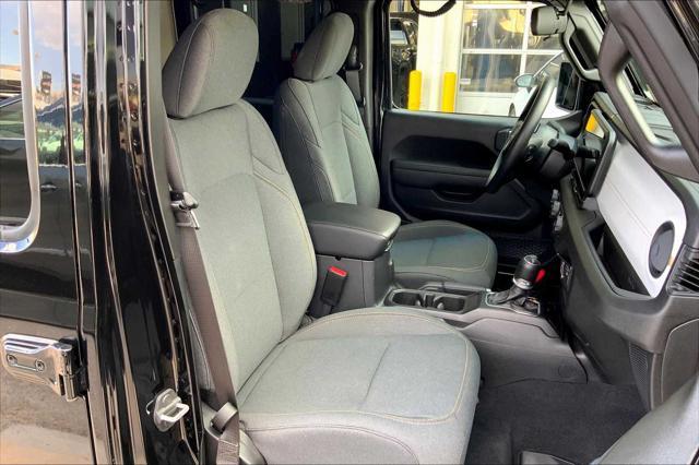 used 2025 Jeep Gladiator car, priced at $39,761