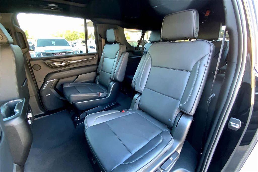 used 2022 GMC Yukon XL car, priced at $59,982