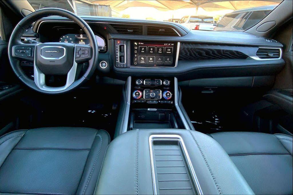 used 2022 GMC Yukon XL car, priced at $59,982
