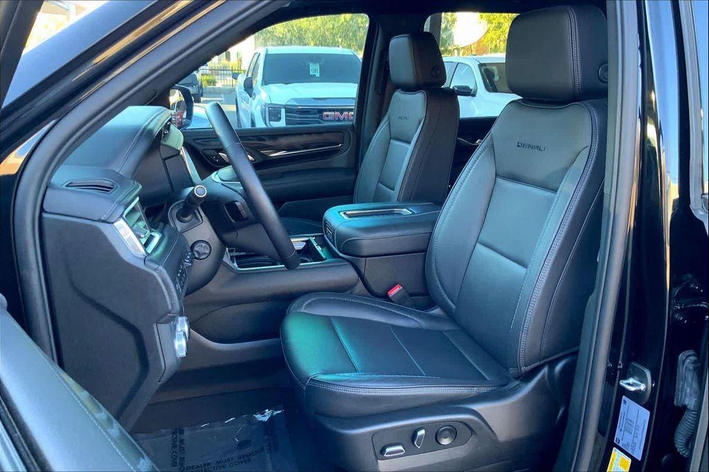 used 2022 GMC Yukon XL car, priced at $59,982