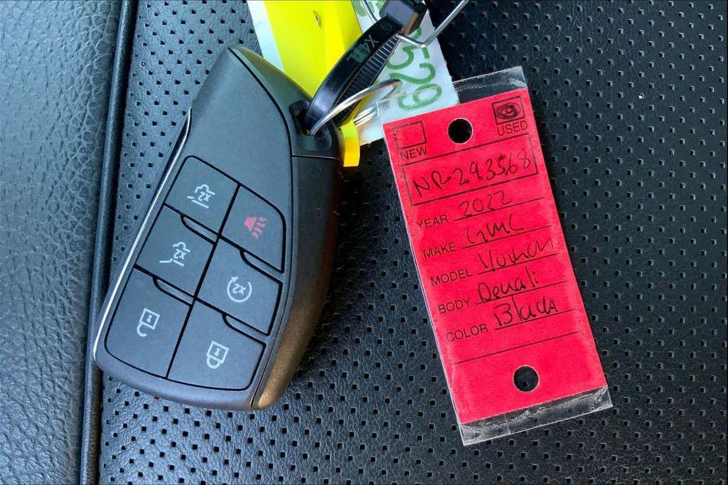 used 2022 GMC Yukon XL car, priced at $59,982