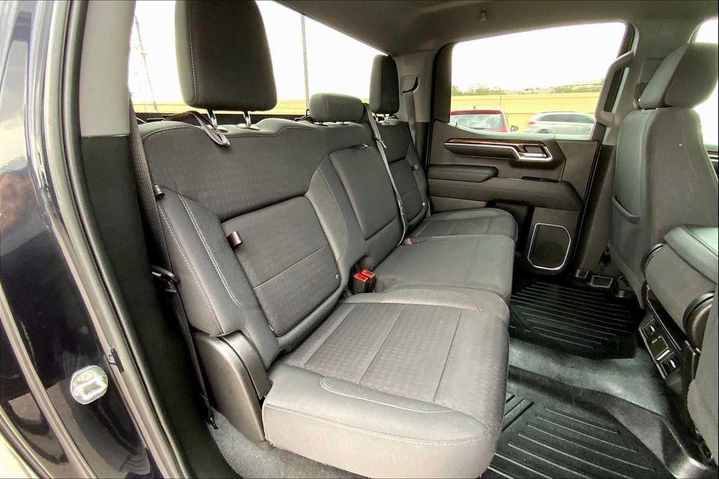used 2022 GMC Sierra 1500 car, priced at $39,982