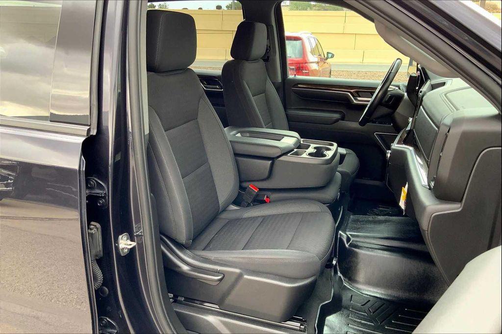 used 2022 GMC Sierra 1500 car, priced at $39,982