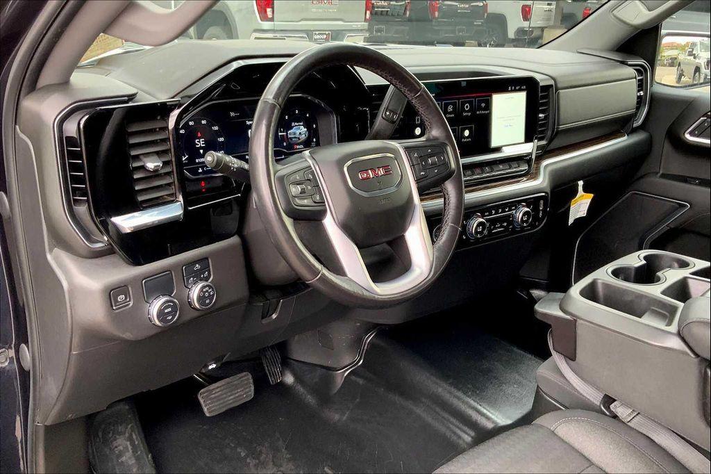used 2022 GMC Sierra 1500 car, priced at $39,982