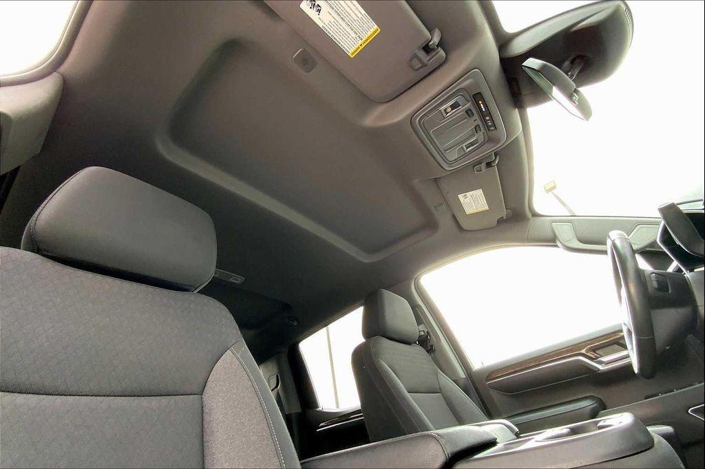 used 2022 GMC Sierra 1500 car, priced at $39,982