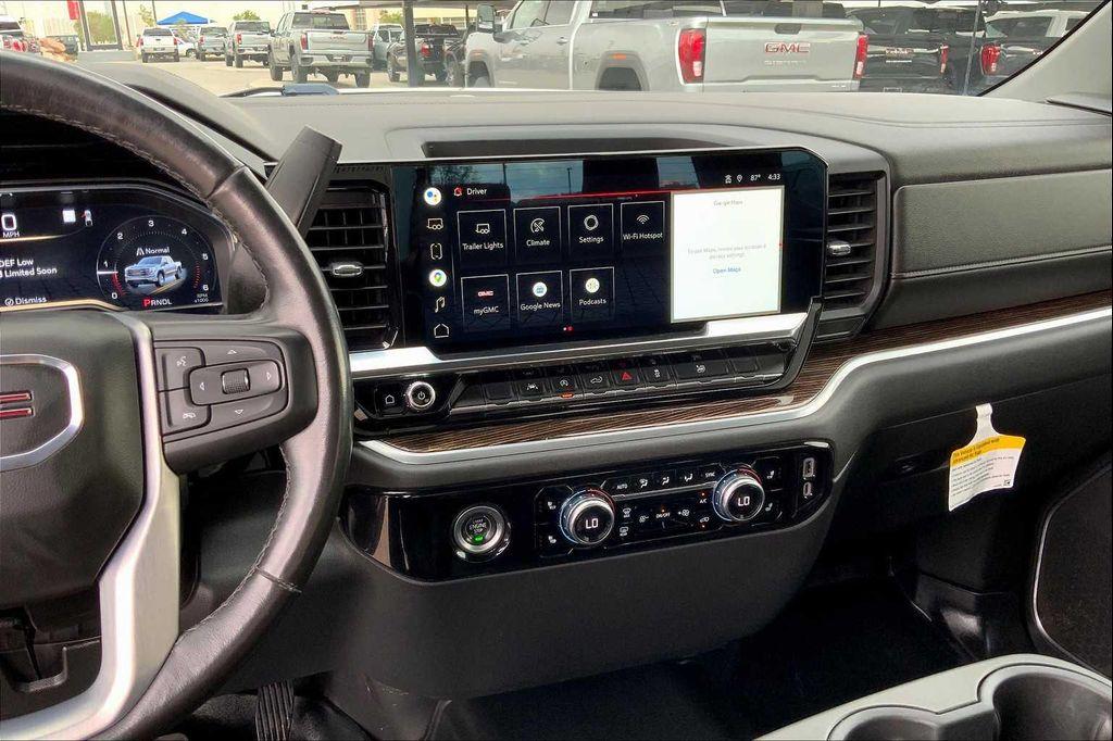 used 2022 GMC Sierra 1500 car, priced at $39,982