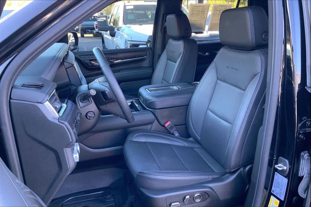 used 2024 GMC Yukon car, priced at $75,982