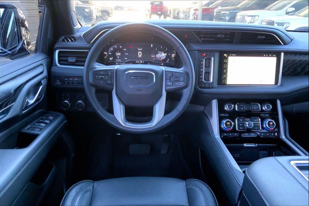 used 2024 GMC Yukon car, priced at $75,982
