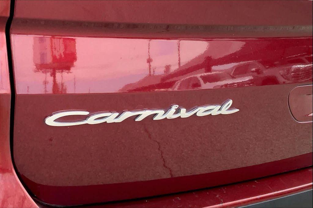 used 2022 Kia Carnival car, priced at $24,245