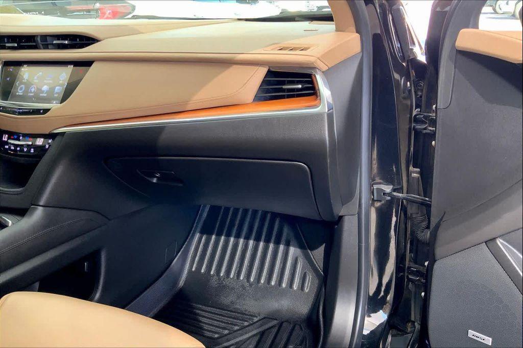 used 2019 Cadillac XT5 car, priced at $27,586
