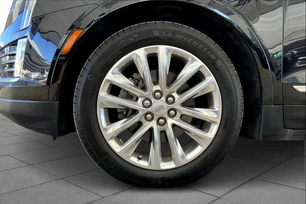 used 2019 Cadillac XT5 car, priced at $27,586