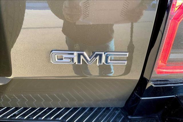 new 2025 GMC HUMMER EV SUV car, priced at $99,820