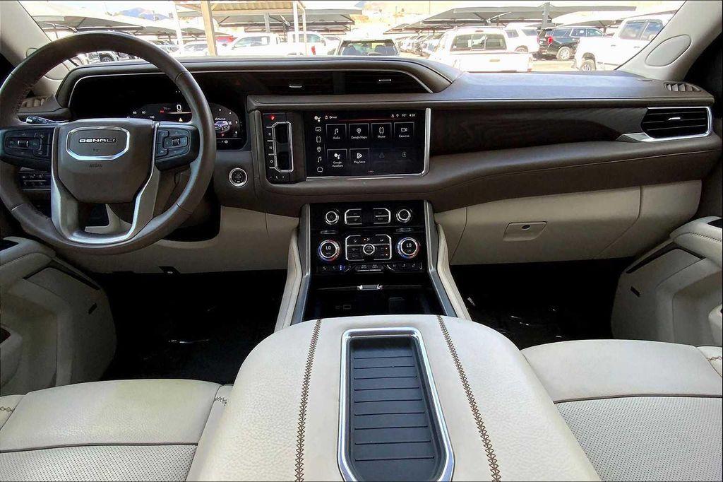 used 2023 GMC Yukon car, priced at $66,982