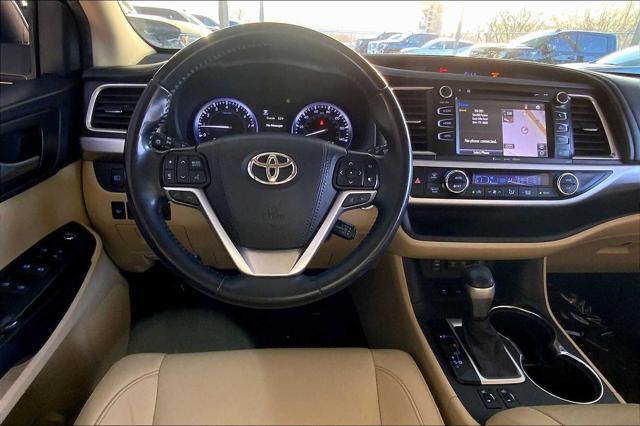 used 2019 Toyota Highlander car, priced at $24,771