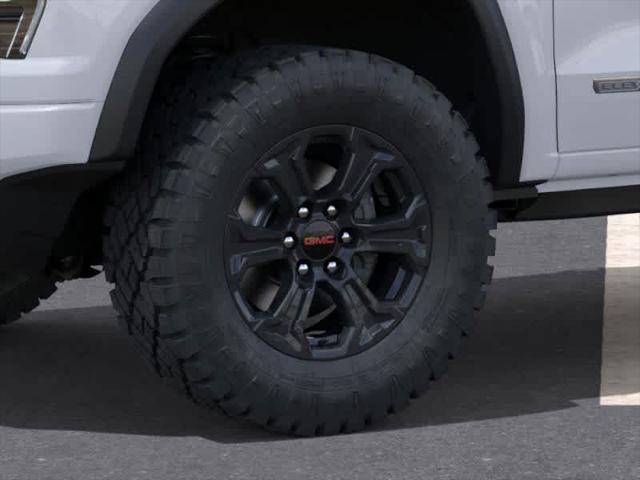 new 2025 GMC Canyon car, priced at $40,095