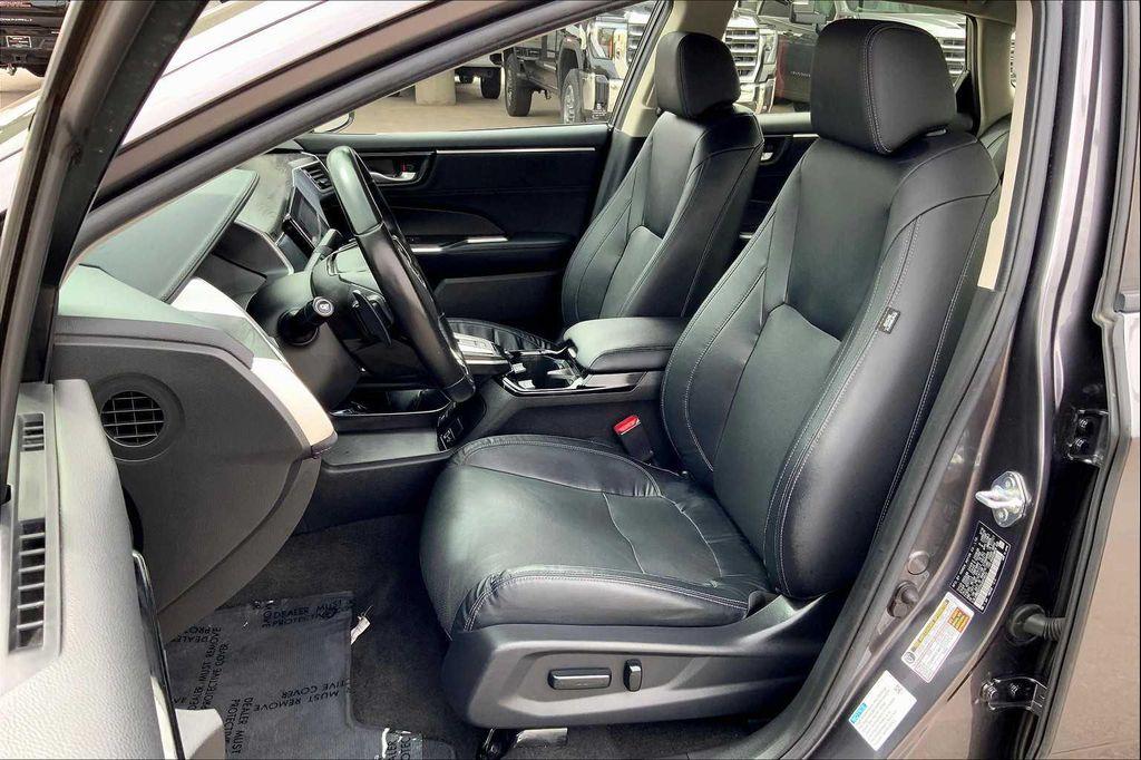used 2018 Honda Clarity Plug-In Hybrid car, priced at $17,937
