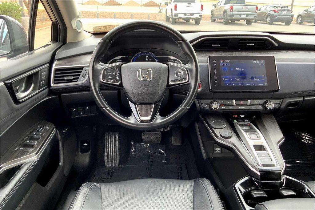 used 2018 Honda Clarity Plug-In Hybrid car, priced at $17,937