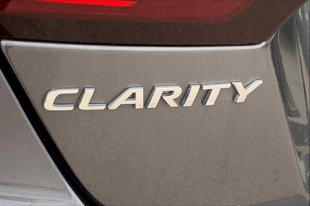 used 2018 Honda Clarity Plug-In Hybrid car, priced at $17,937