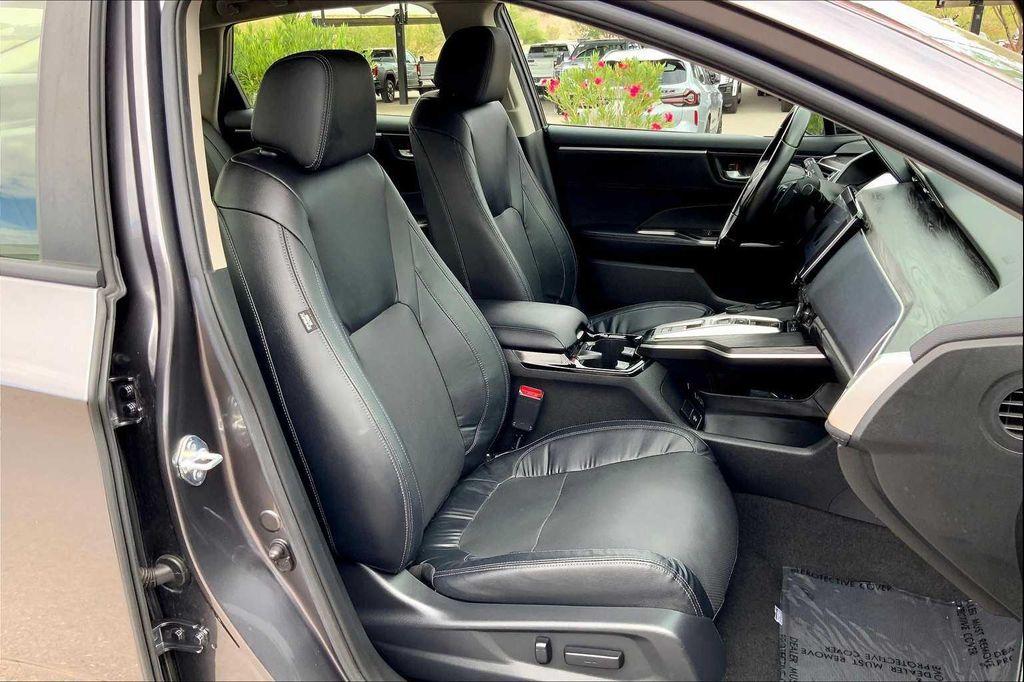 used 2018 Honda Clarity Plug-In Hybrid car, priced at $17,937