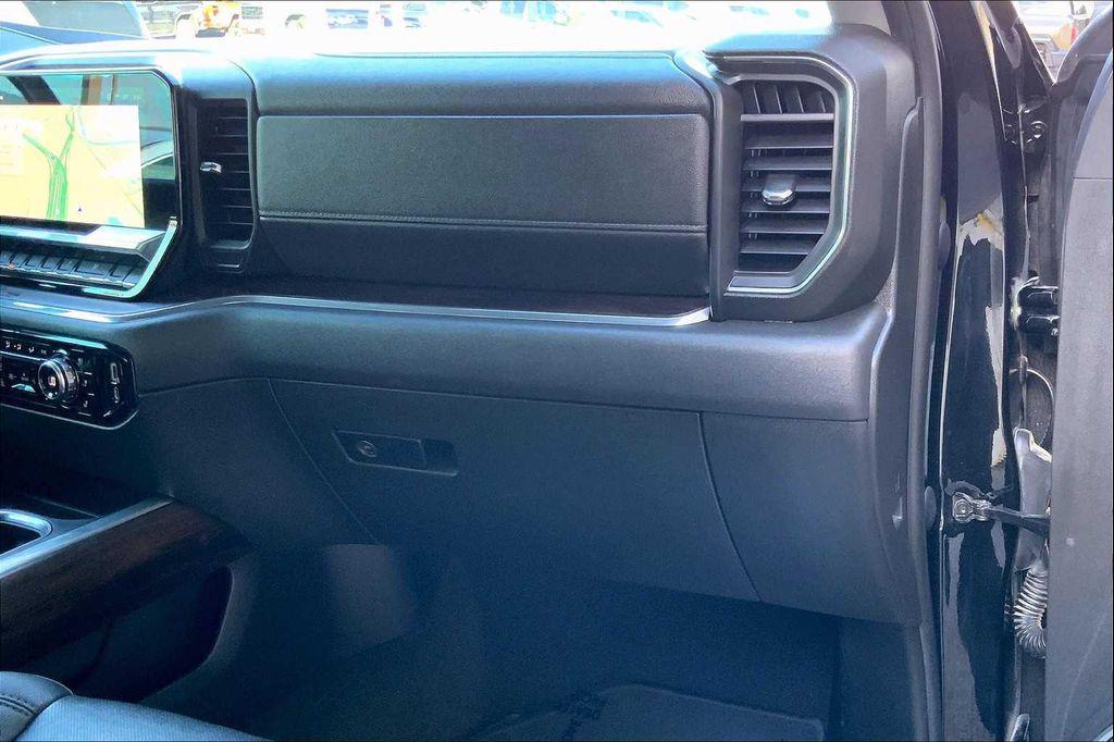 used 2023 GMC Sierra 1500 car, priced at $44,729