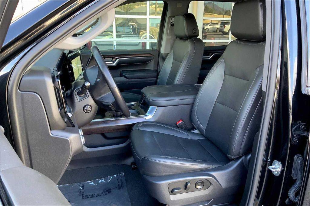 used 2023 GMC Sierra 1500 car, priced at $44,729