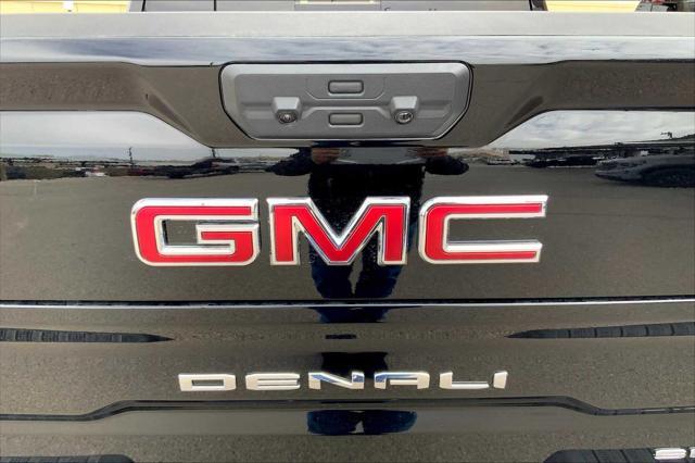 new 2025 GMC Sierra 1500 car, priced at $75,255