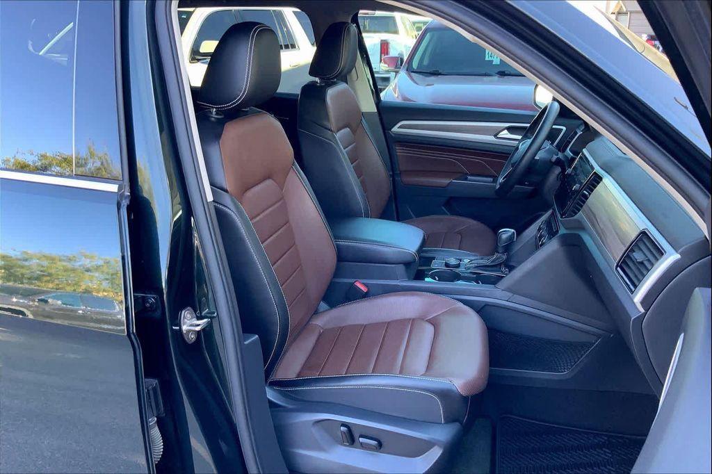 used 2021 Volkswagen Atlas car, priced at $30,345