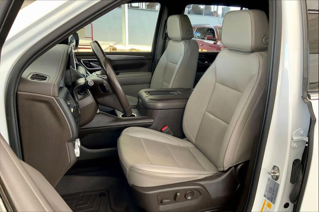 used 2023 GMC Yukon car, priced at $49,592