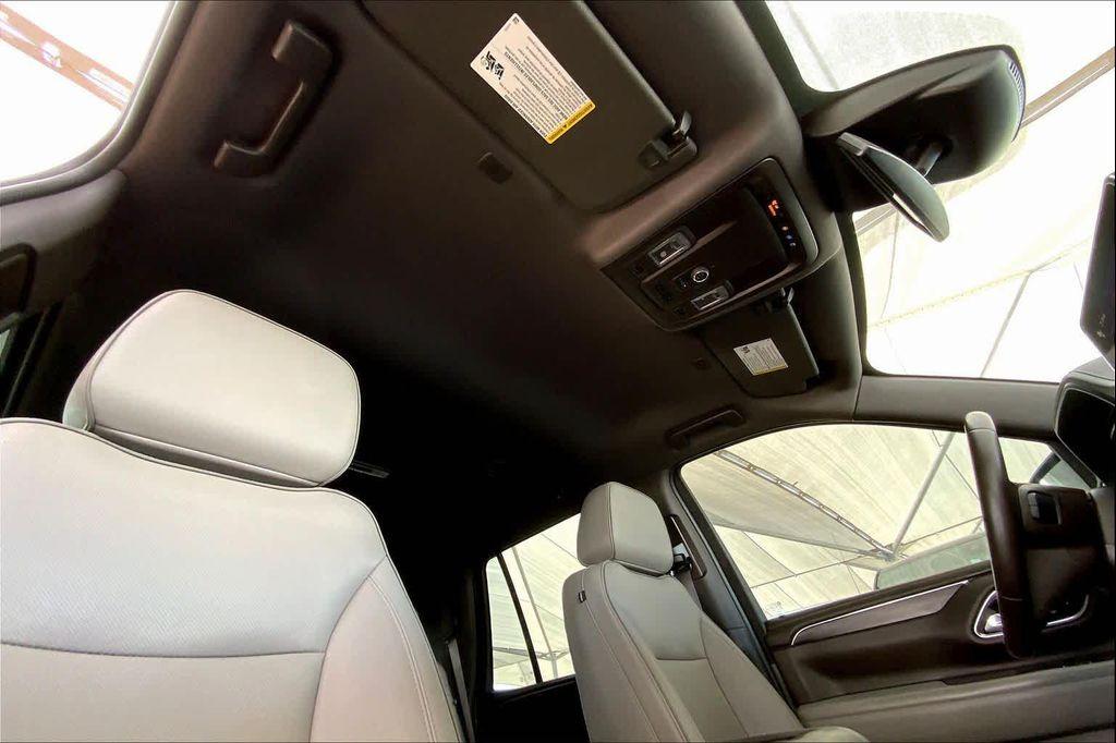 used 2023 GMC Yukon car, priced at $49,592