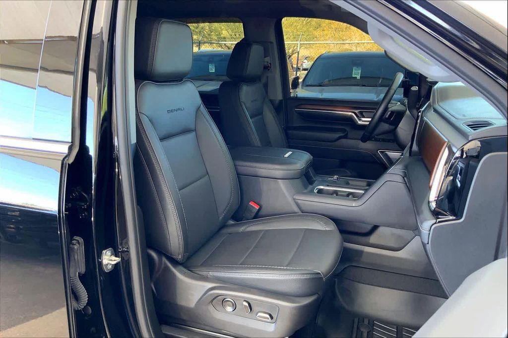 used 2024 GMC Sierra 2500 car, priced at $76,868