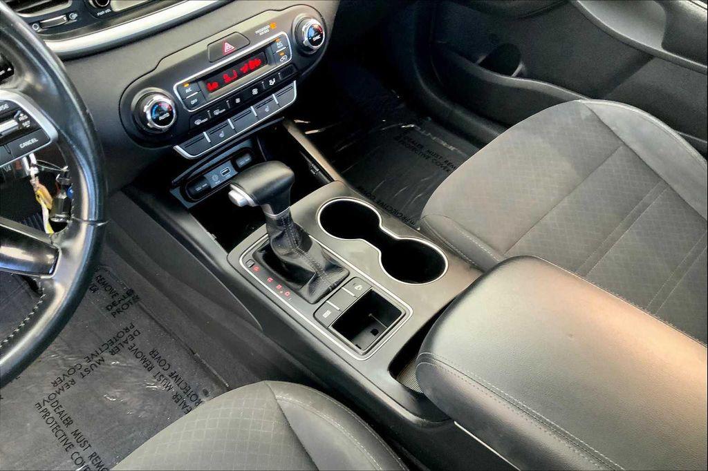 used 2019 Kia Sorento car, priced at $14,592