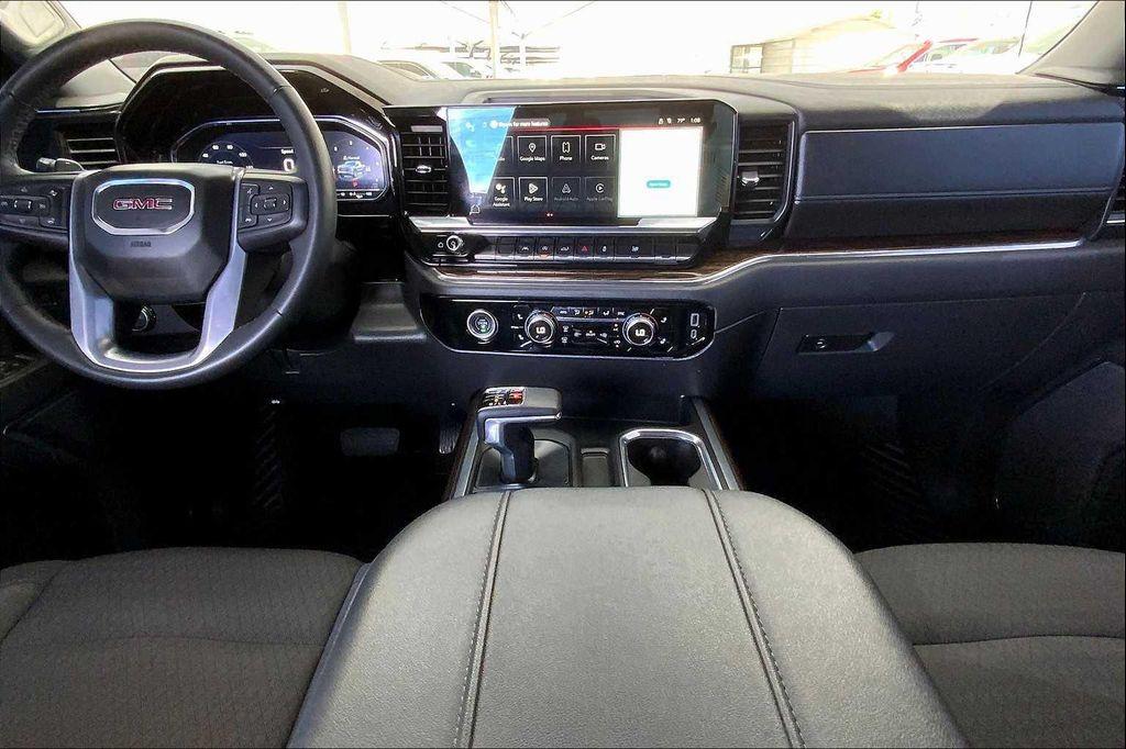 used 2023 GMC Sierra 1500 car, priced at $43,889