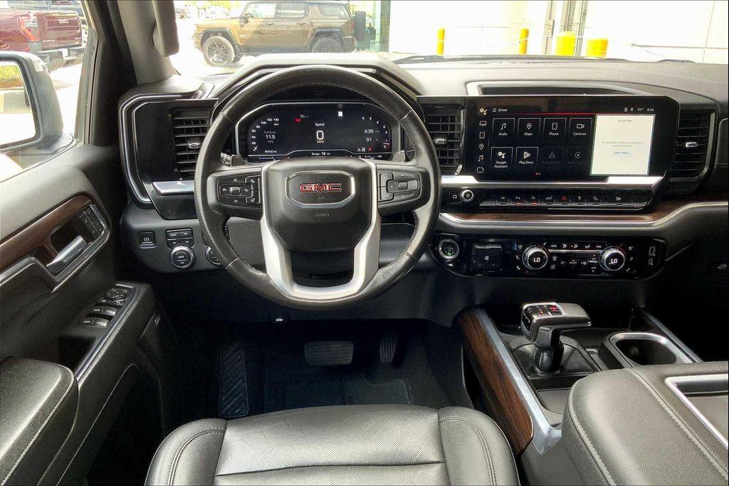 used 2022 GMC Sierra 1500 car, priced at $43,592