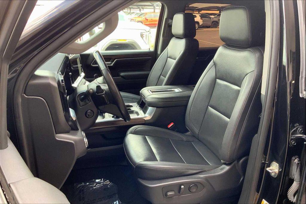 used 2022 GMC Sierra 1500 car, priced at $43,592