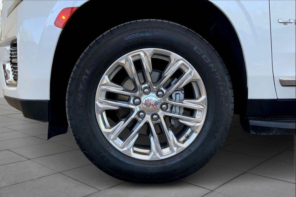 used 2023 GMC Yukon car, priced at $63,766