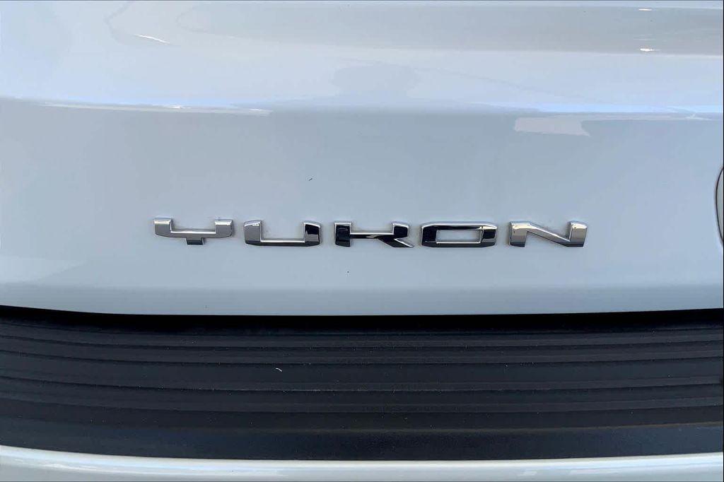 used 2023 GMC Yukon car, priced at $63,766
