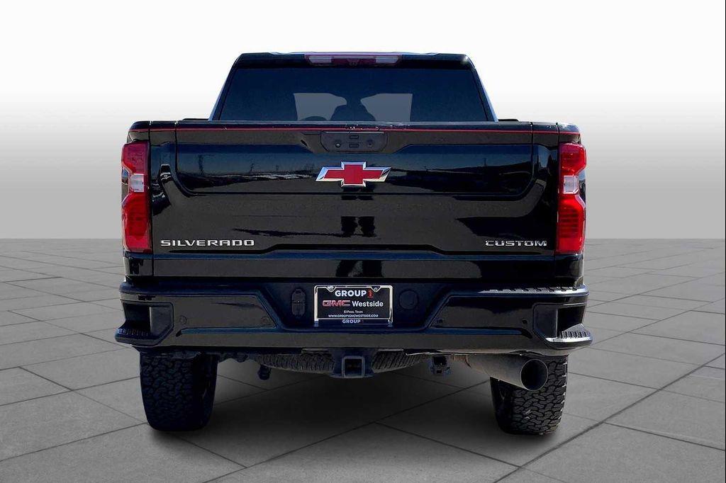 used 2022 Chevrolet Silverado 2500 car, priced at $45,982