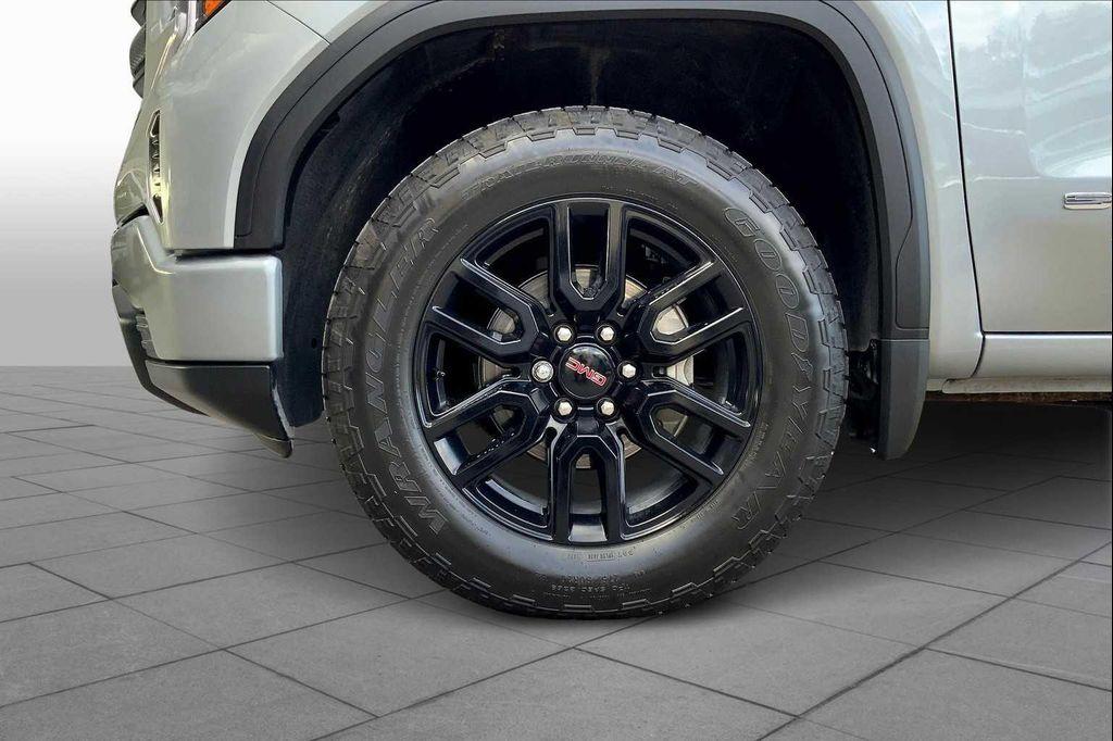 used 2024 GMC Sierra 1500 car, priced at $42,982