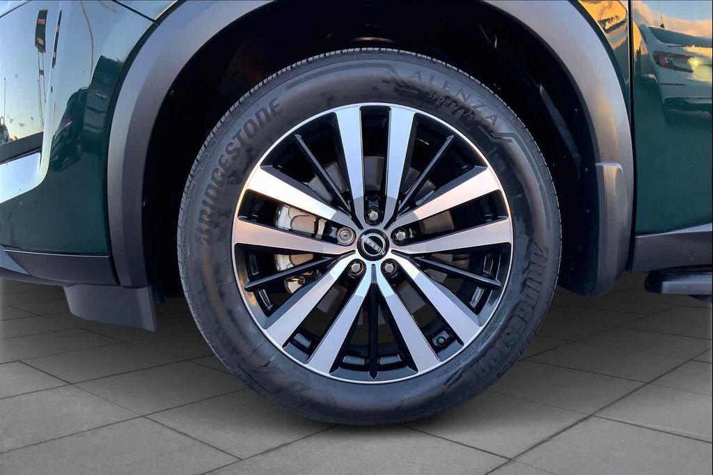 used 2023 Nissan Pathfinder car, priced at $36,592