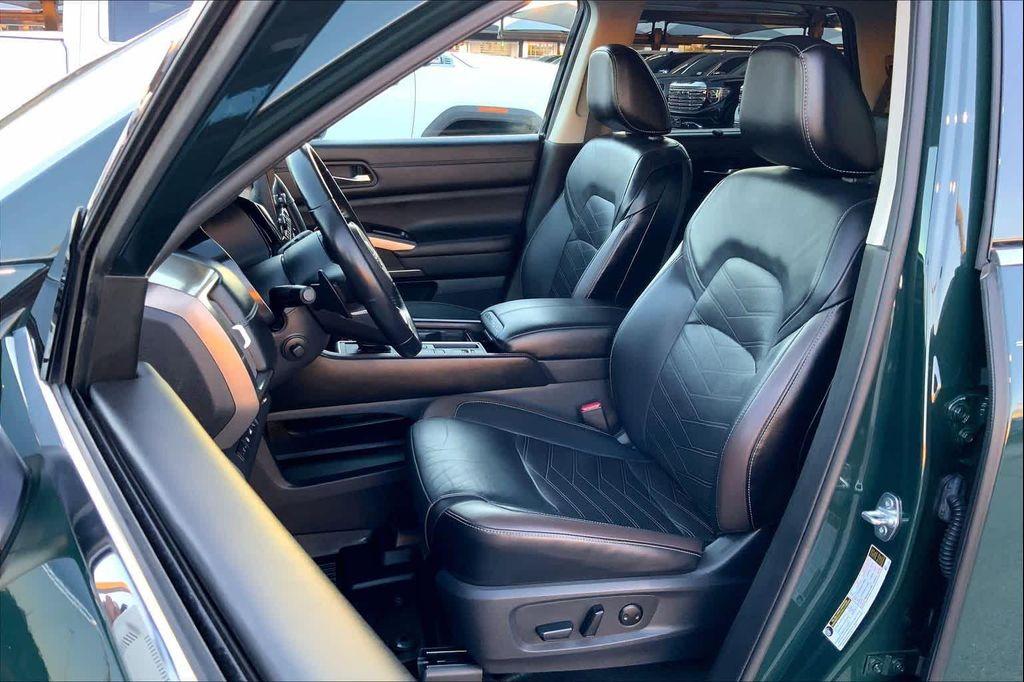 used 2023 Nissan Pathfinder car, priced at $36,592