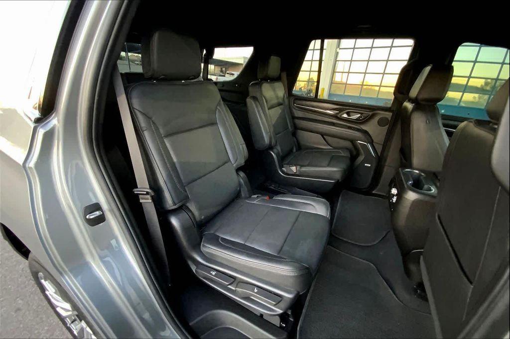 used 2024 GMC Yukon car, priced at $68,385