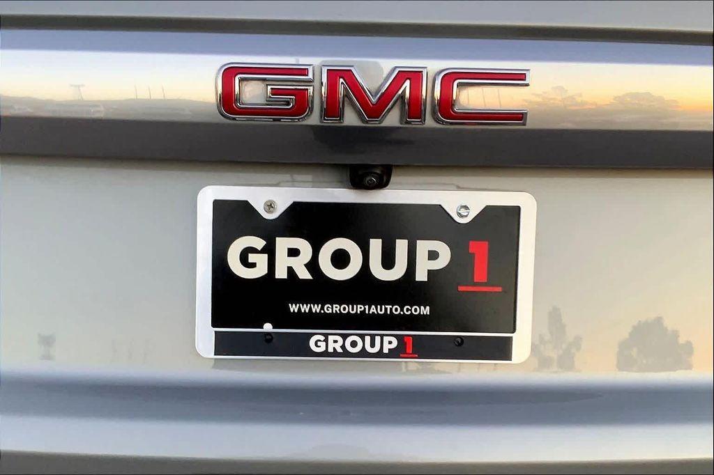 used 2024 GMC Yukon car, priced at $68,385