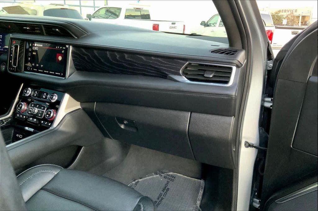 used 2024 GMC Yukon car, priced at $68,385