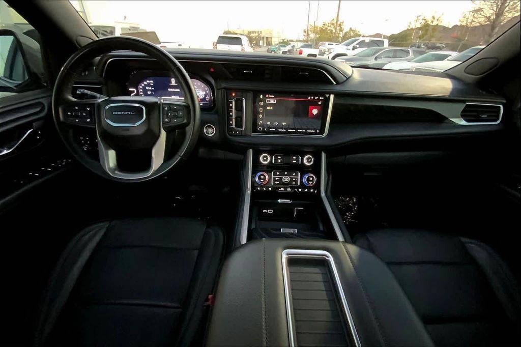 used 2024 GMC Yukon car, priced at $68,385