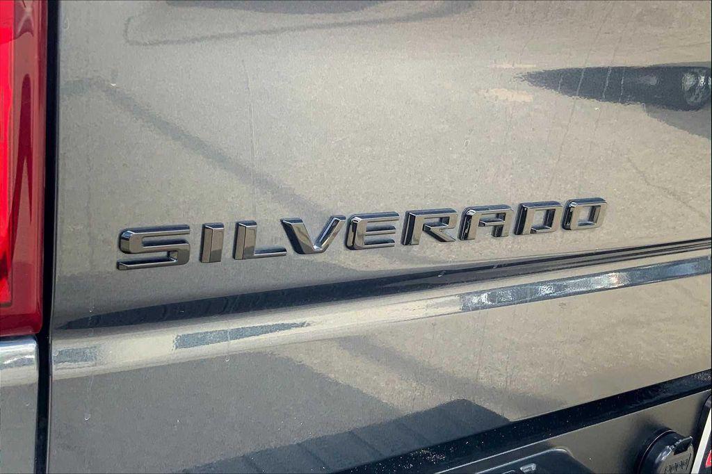 used 2021 Chevrolet Silverado 1500 car, priced at $41,982