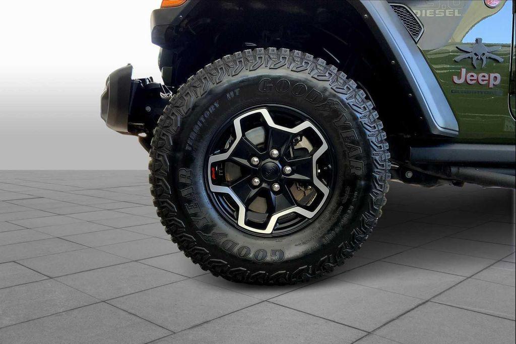 used 2023 Jeep Gladiator car, priced at $45,711