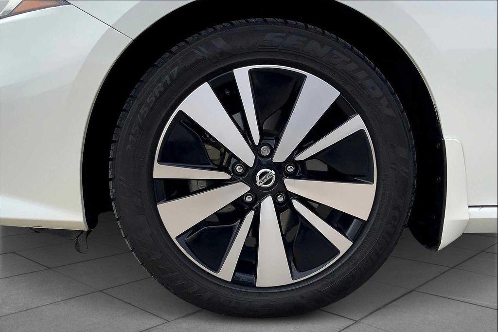 used 2022 Nissan Altima car, priced at $19,351