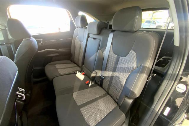 used 2023 Kia Sorento car, priced at $25,892